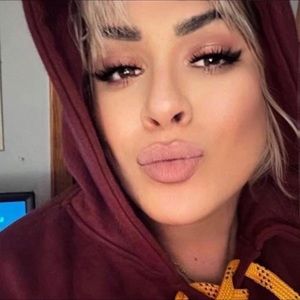 Meet your Posher, Kristina